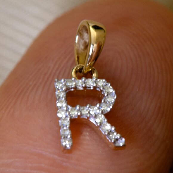 Real Natural Ethically Sourced Earth Diamond Gold Initial R Pendant Stamped 10K - Picture 5 of 5